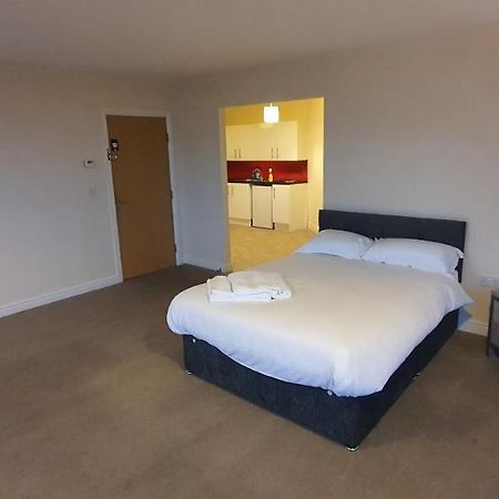 Apartment In Central Wakefield Eksteriør bilde